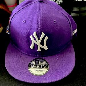 Yankee snap back.